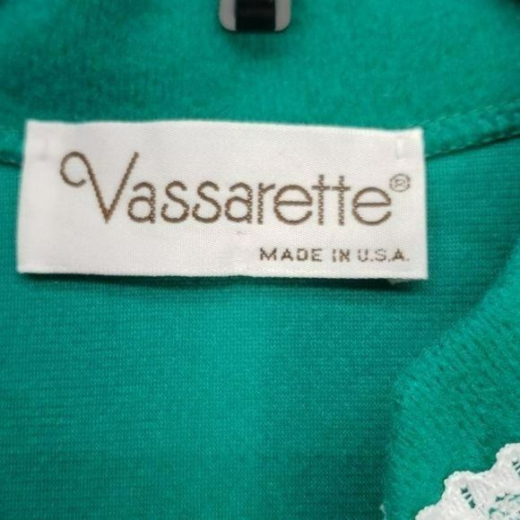 Vassarette Vintage Women's Green Velour Long Sleeve House‎ Coat Robe Size Medium - Picture 2 of 12